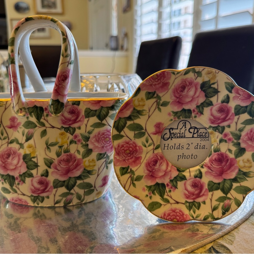 Beautiful Rose print basket shaped vase and photo frame.